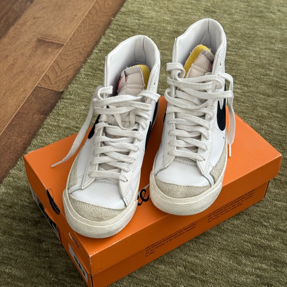 Nike Blazer Mid Vintage ‘77 - Picture 2 of 5